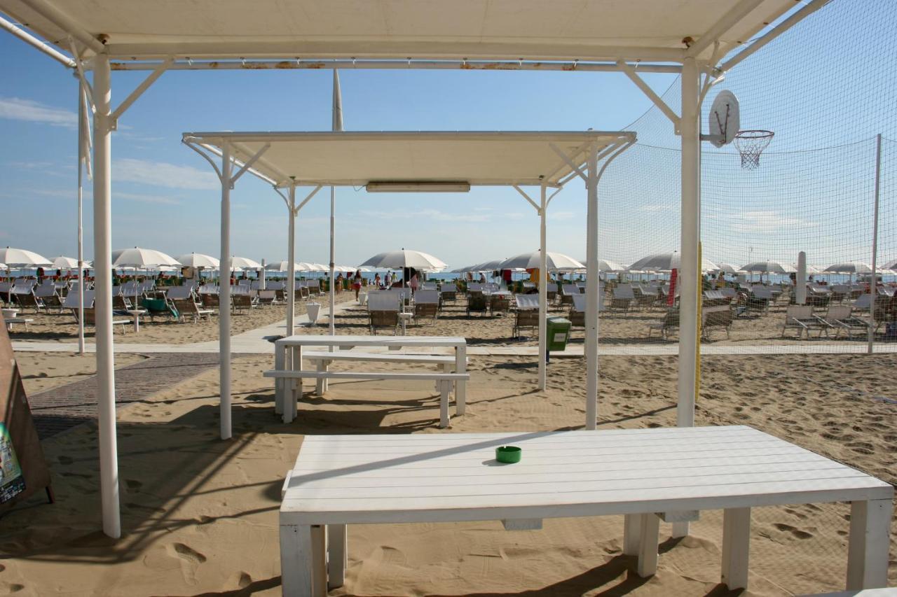 Hotel Kim Rimini Exterior foto